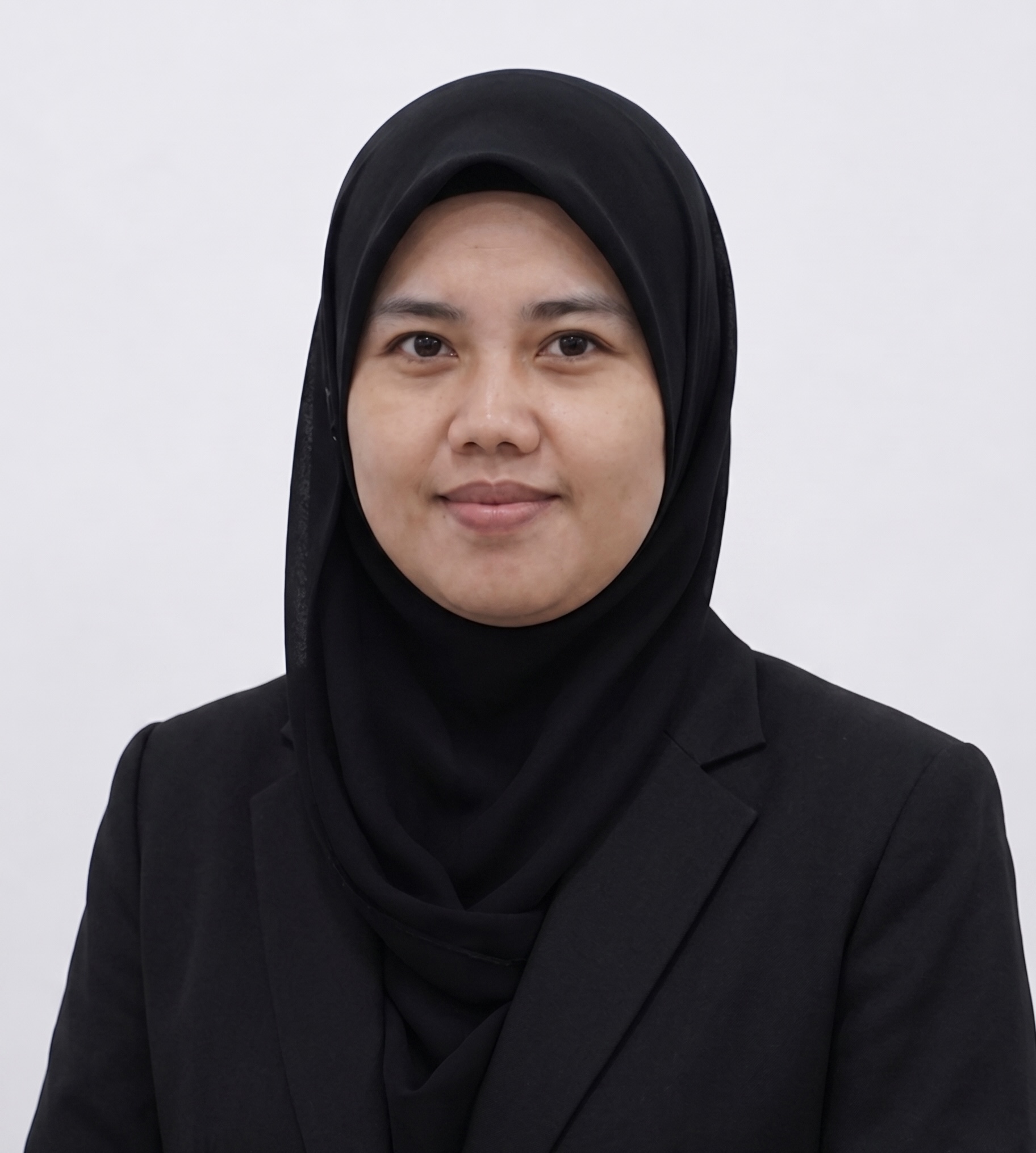 Dr. Isna Arofatun Nikmah, S.Si, M.Si.