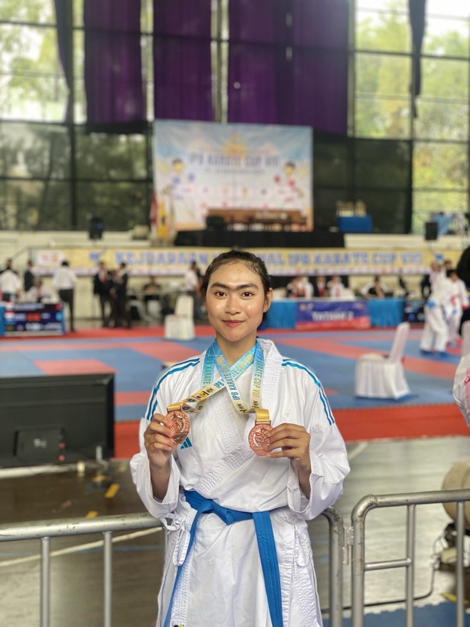 Awarded two Bronze Medals at the 8th IPB National Karate Cup 2024, achieving 3rd place in the Women’s Individual Senior Kata and Women’s Senior Kumite -61 kg categories.